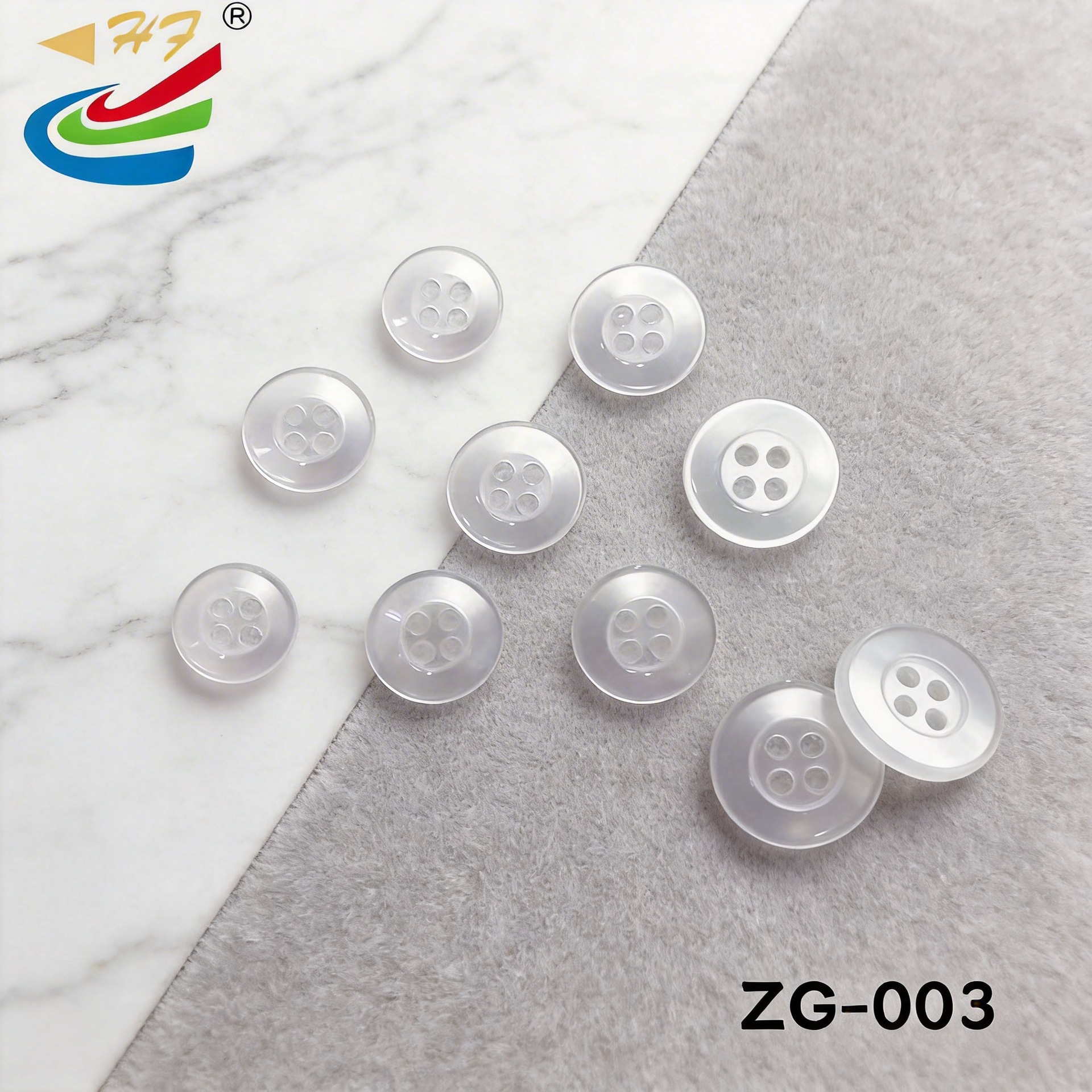 Hebillas de resina perolada bordes finos bordes anchos bordes invertidos en blanco y negro espalda convexa botones pequeños bordes finos abrigo abrigo abrigo traje Application Scenario