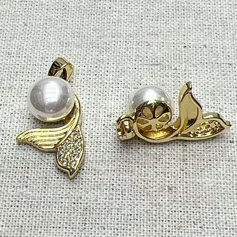 Copper gold-plated pearl pendant stud DIY jewelry accessory, niche design, high-end and simple fishtail pearl earrings Application Scenario