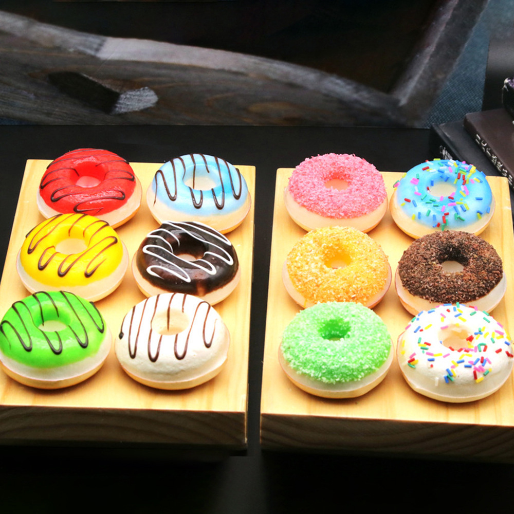 Small doughnut model fridge magnets, creative home decorations, soft and elastic, pinchable, novel supply, commercial doughnut machines, waffle ovens, food and beverage processing equipment details Picture
