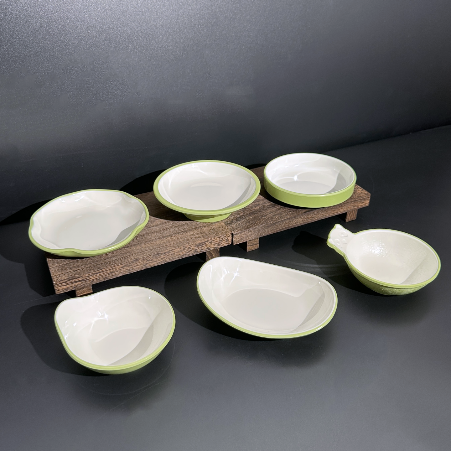 Melamine multi-color matching tableware set, hot pot, barbecue sauce bowls and plates, beef and mutton plates, daily necessities Specification image