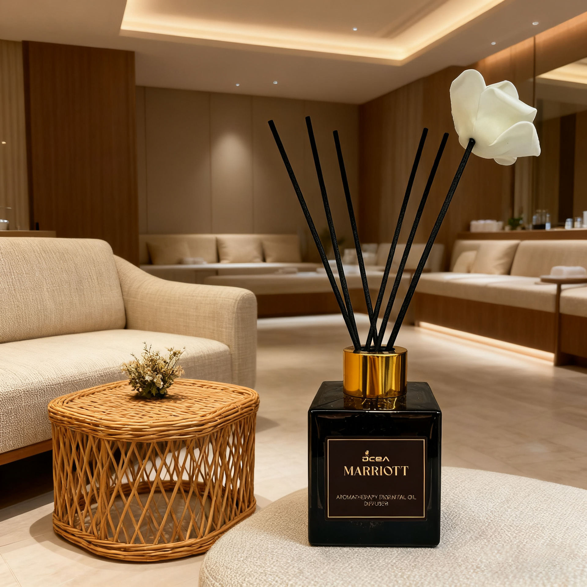 Black square bottle aromatherapy essential oil, bedroom and living room aromatherapy ornaments, home perfume, supermarket quality, flameless aromatherapy diffuser details Picture