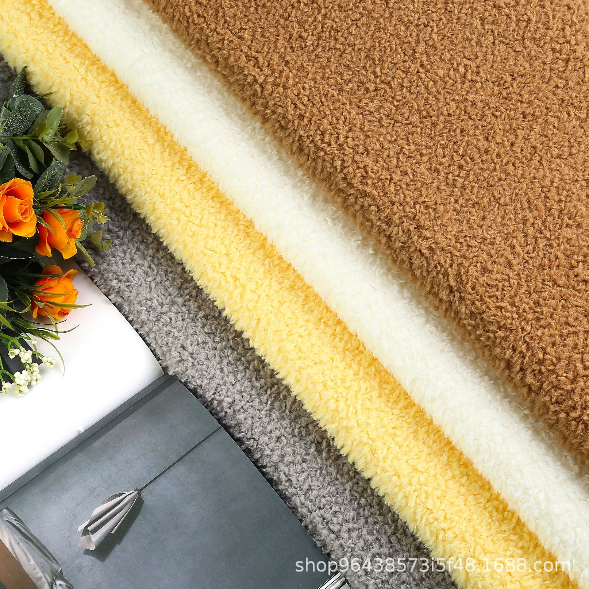 冰岛绒仿羊羔毛大衣外套毛绒面料颗粒服装现货批发纺织皮革针织毛巾布