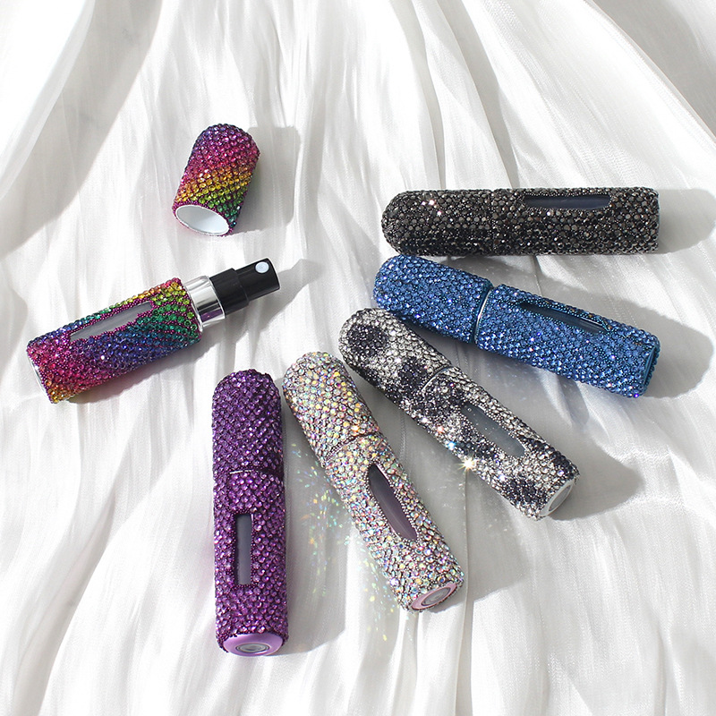 Cross-border diamond-encrusted 5ml perfume, bottle-filled mini spray, travel small empty bottle, jewelry bracelet accessory Application Scenario
