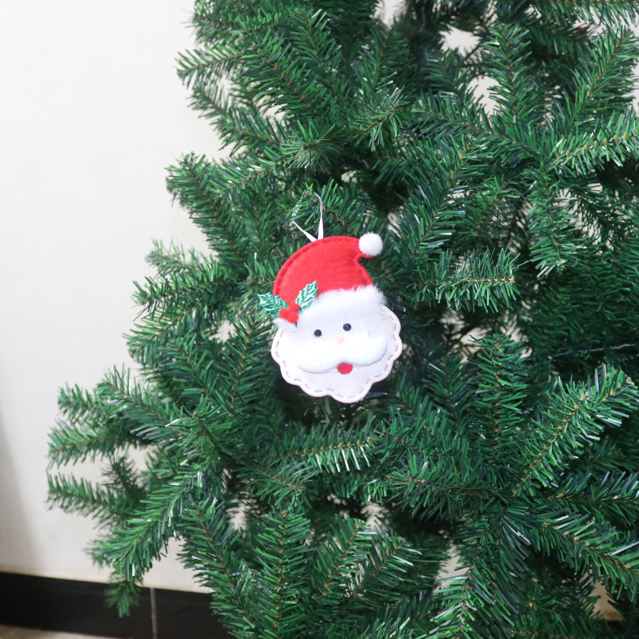 Christmas cane, old man, snowman, Christmas tree, fabric, small pendant, holiday decoration, office Christmas supplies, star socks, decoration Application Scenario