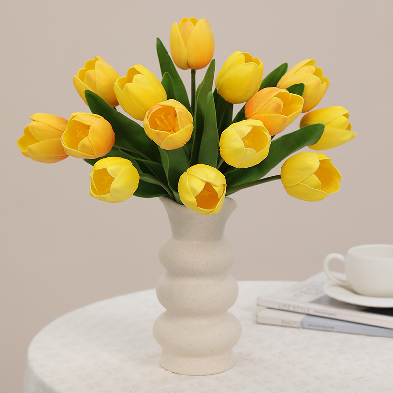 New faux flower bouquets with PU touch, round tulip heads, light luxury home, wedding scene arrangement, artificial flower ornaments, pet gardening, flower POTS and containers Application Scenario
