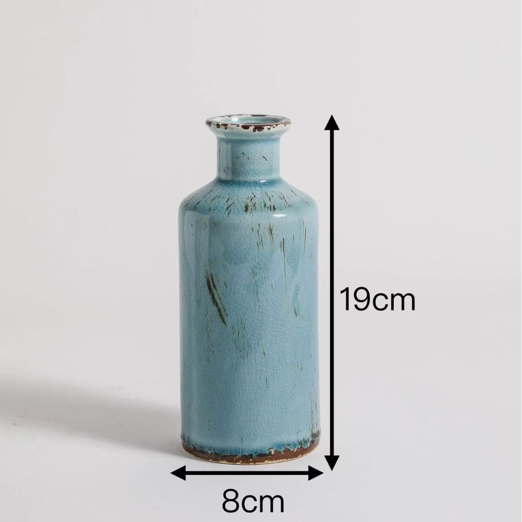 European-style ceramic vases, decorative items, home roses, gilded vases, living room ceramic vases for decoration Application Scenario