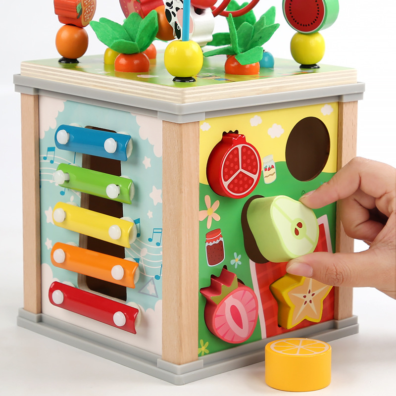 The Ten-in-one Treasure Box is a multi-functional educational toy for babies' early education, hands-on ability training, beading matching, and children's science and education game table Application Scenario