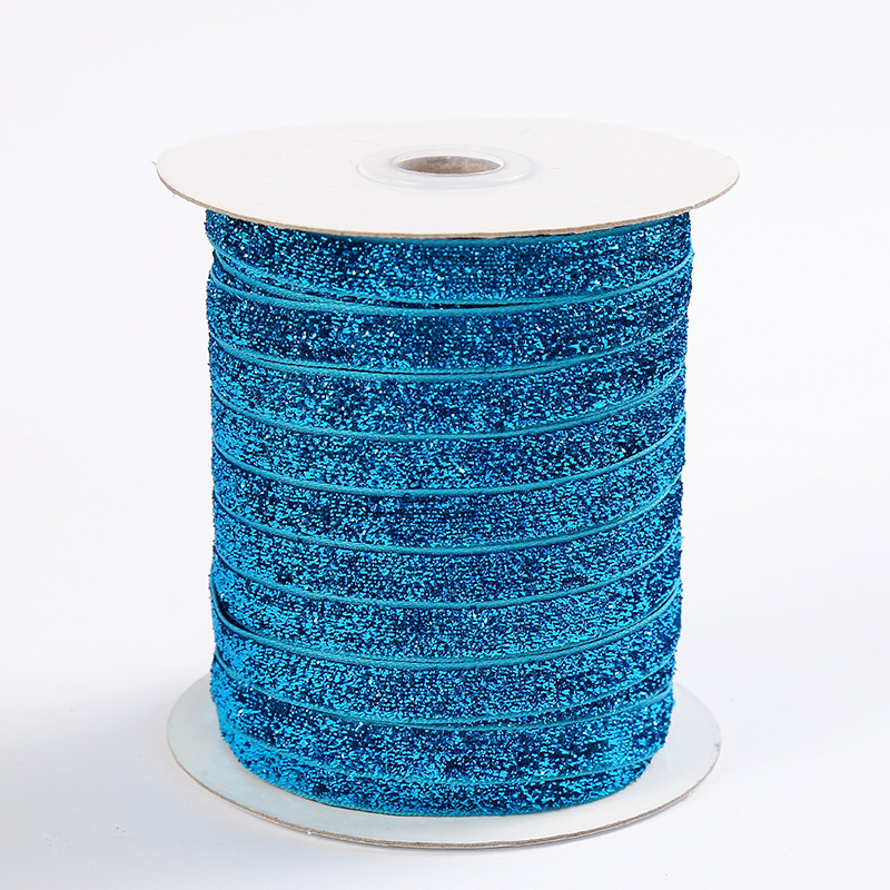 We offer wholesale of various specifications of colored scallion velvet ribbons, gold and silver scallion thread ribbons, bow ribbons, and office cultural atmosphere decoration ribbons and ribbons details Picture