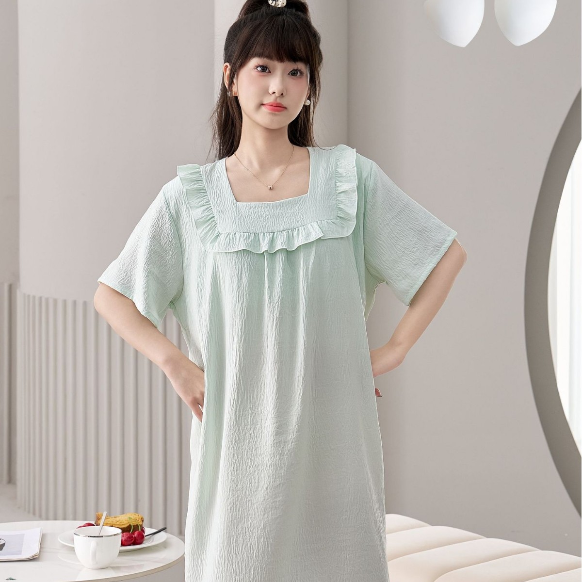 2025 New Fairy Wind and Cloud Cotton women's casual sleeping dress with square collar, simple and thin style with chest pad, children's home wear details Picture
