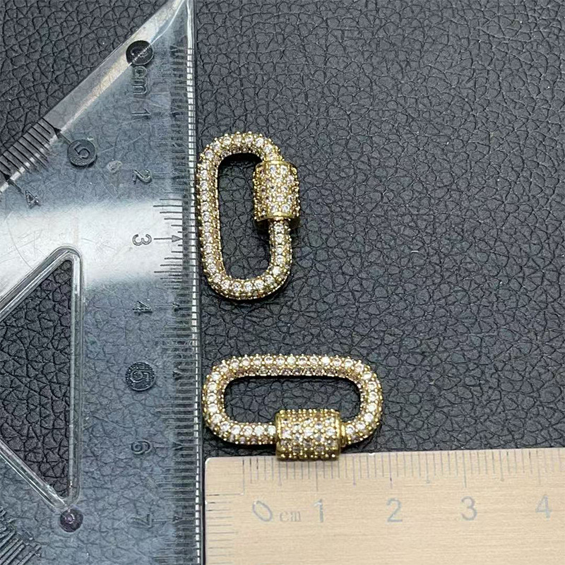 وقد تم ربط أزرار بالجملة من قبل مصنعي أزرار مصنوعة من النحاس والزكون Specification image