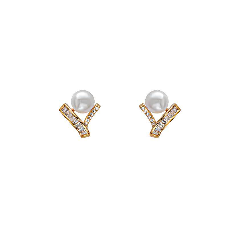 Hyacinth exquisito micro zirconia en forma de V perlas pendientes para mujeres 2026 nuevo estilo ligero de lujo versátil orejeras estilo de tendencia accesorios pendientes Item Picture