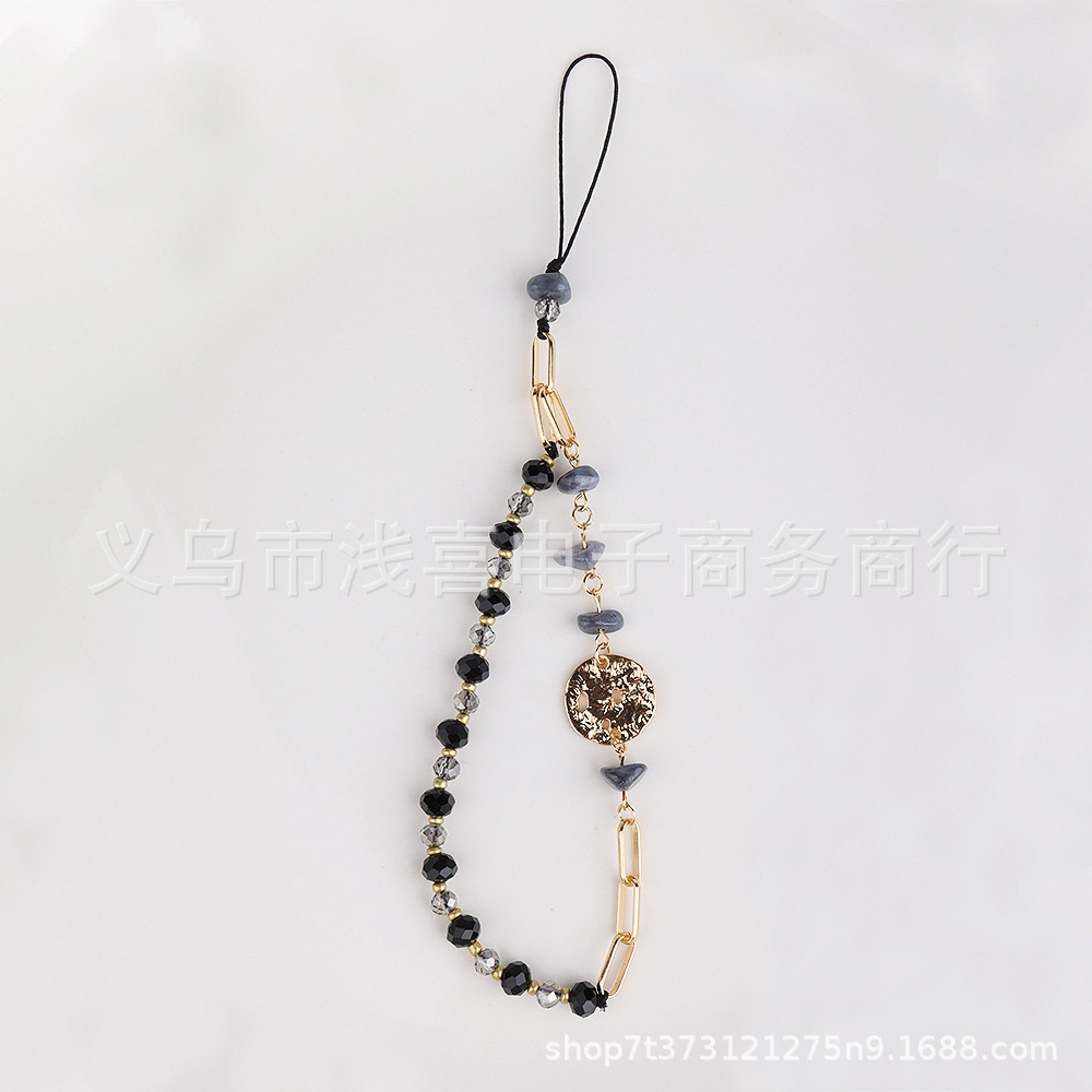 New European and American natural crushed stone style, Instagram-style multi-element women's short mobile phone lanyard and chain accessory Application Scenario