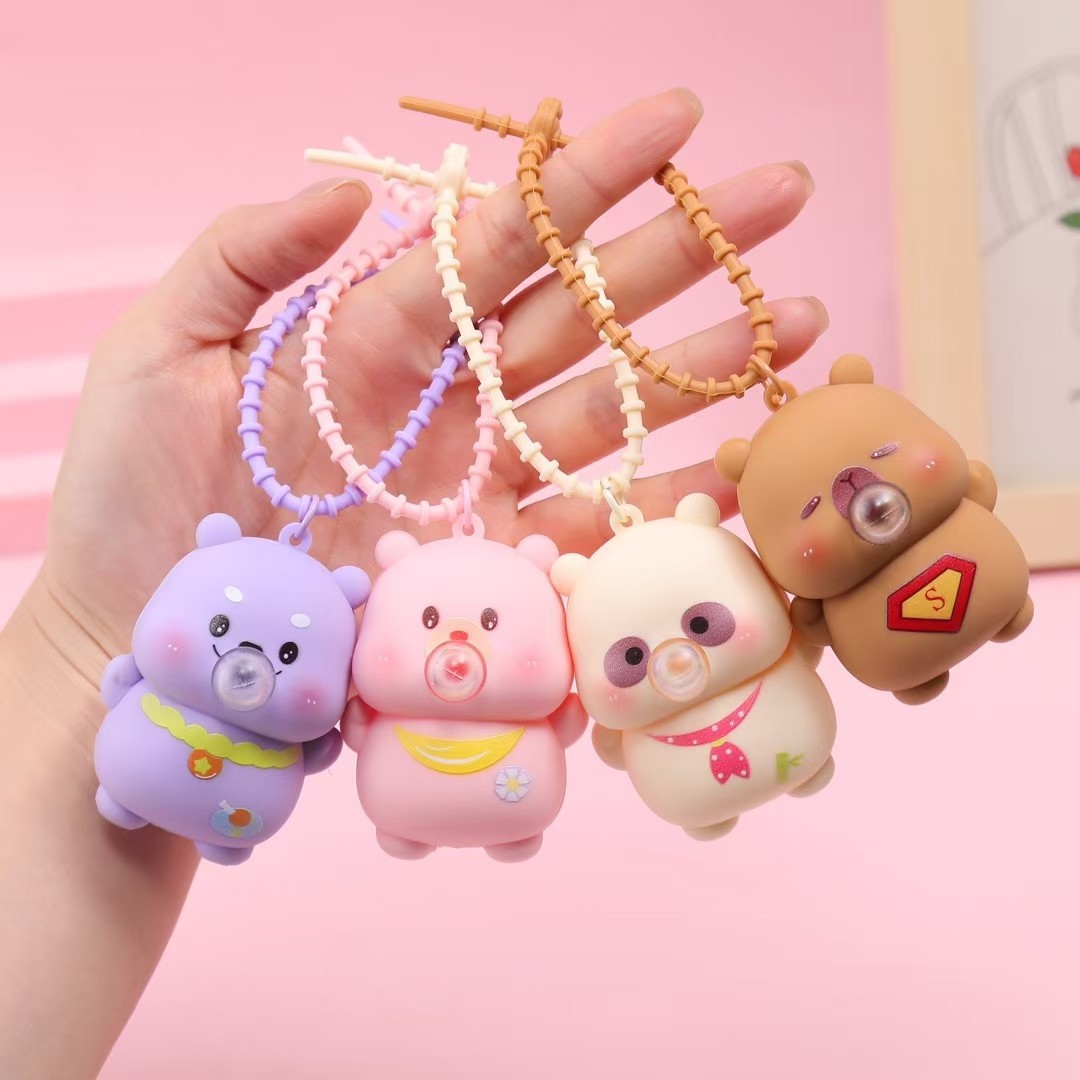 新款卡皮巴拉吹泡泡钥匙扣挂件2024捏捏乐小饰品工艺晶礼品动漫明星周边挂饰批发