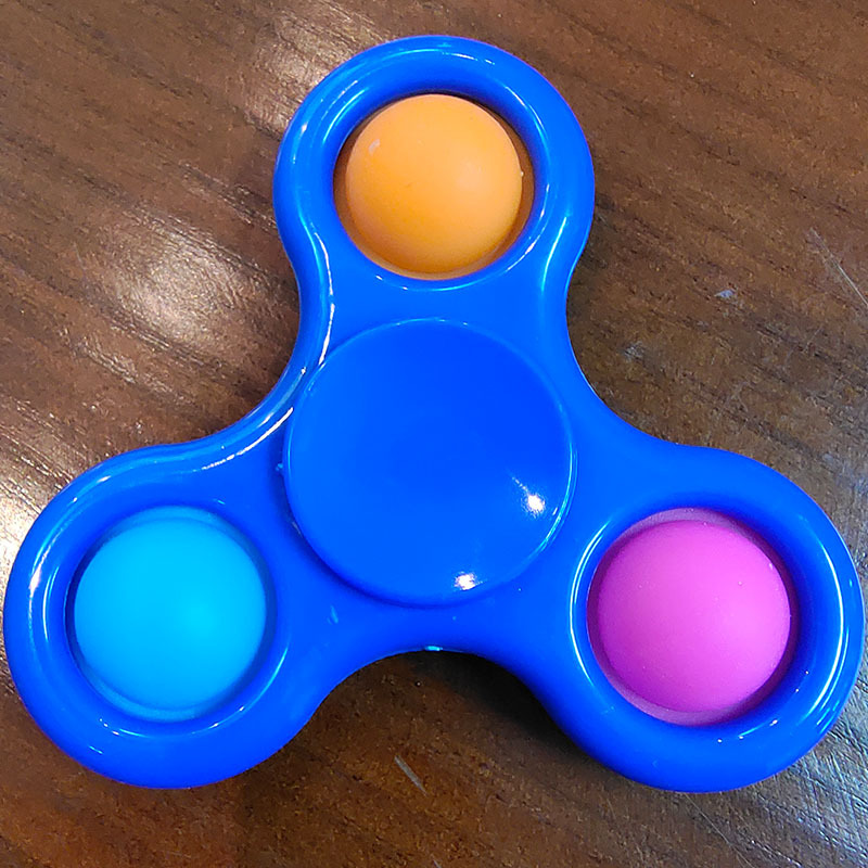 Wholesale three-leaf bubble fidget spinners, finger spinning toys, traditional sports and leisure entertainment Specification image