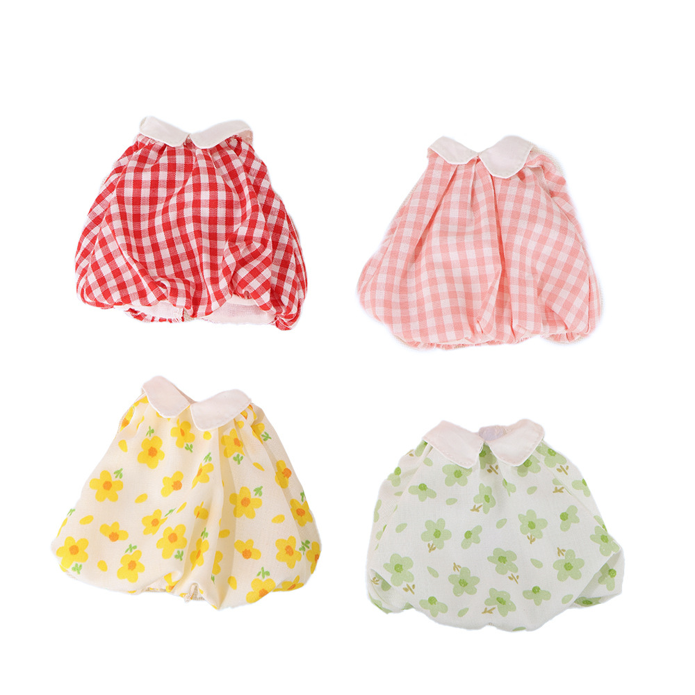 10cm baby dress of Sister Gazi with a doll collar and flower bud skirt in stock. Cute and trendy blind box dolls for dressing up and replacement Item Picture