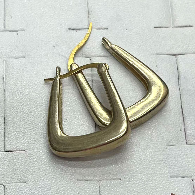 Fashionable and individual geometric glossy earrings, simple and elegant for women's daily life, versatile ear buckles, 2025 trendy earrings