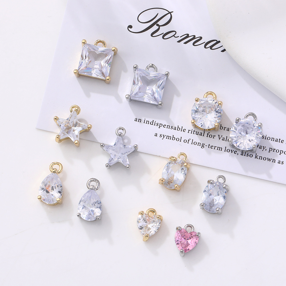 新款锆石镶嵌五角星爱心水晶吊坠项链头饰挂件配饰批发