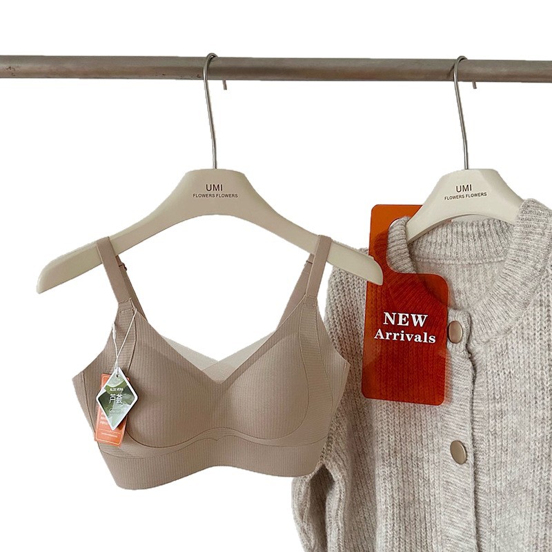 内衣冰丝无痕/内衣/文胸女无肩带性感/华歌尔背心式文胸/大码内衣白底实物图