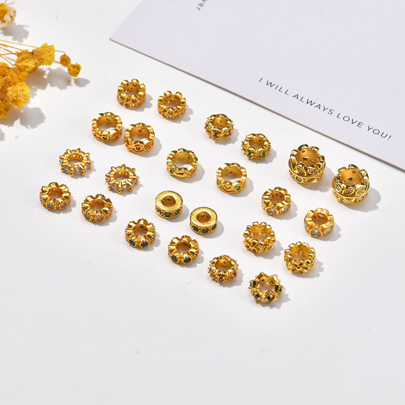 Fashionable style imitation gold color retention retro cloud pattern square four-leaf clover beaded bracelet, DIY accessory wholesale
