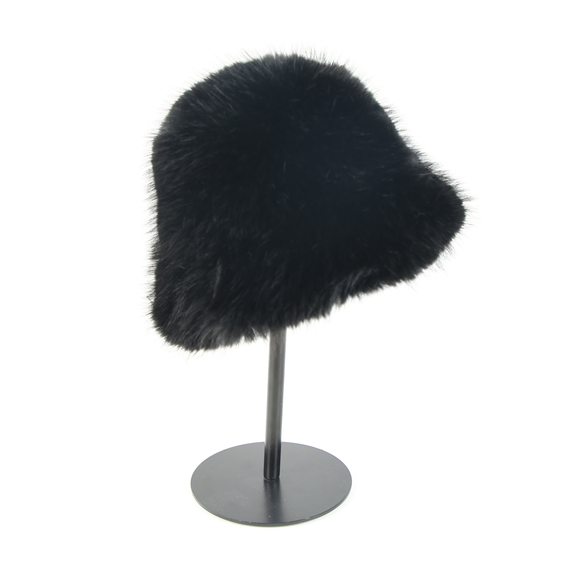 New autumn and winter faux mink flat top hats for women, warm and versatile Mongolian plush hats that show off your face, fashionable hats for children, clothing and accessories Application Scenario