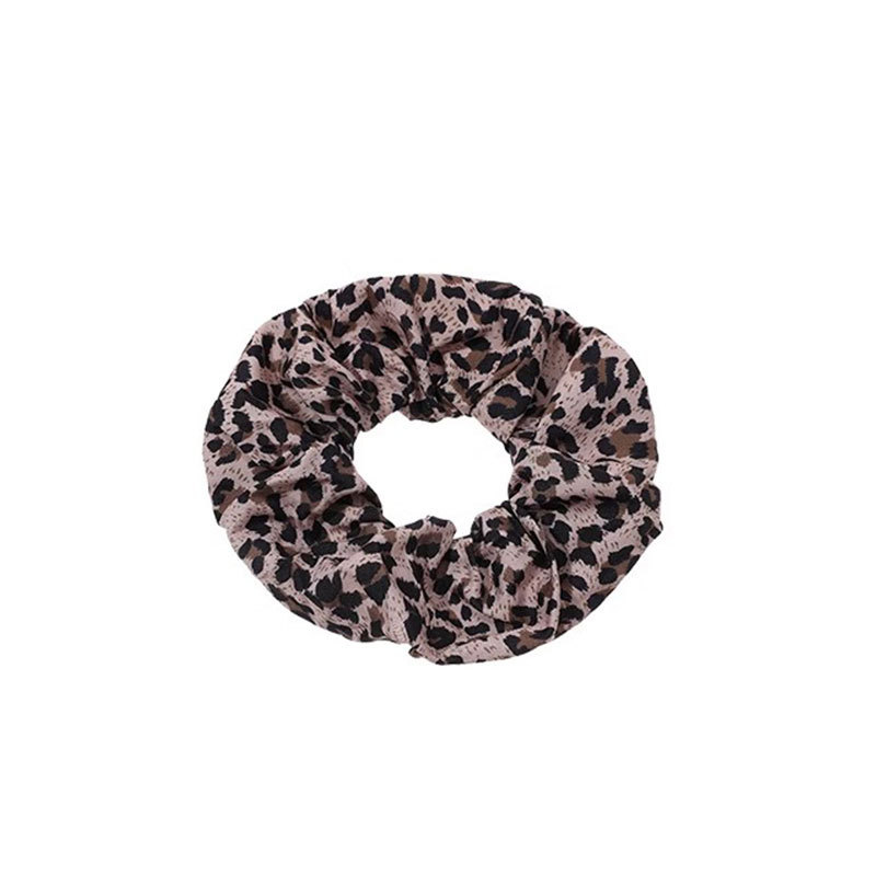 2025 Summer New leopard-print large intestine hair band, retro style bun headband, high-end hair accessory, women's rubber band headwear accessory Item Picture