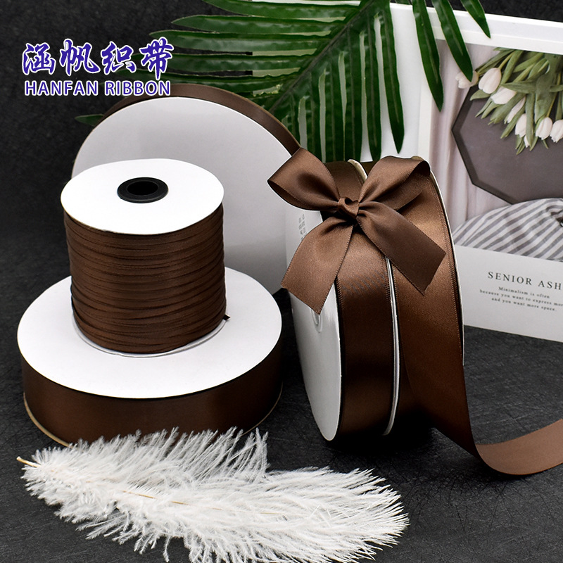Hanfan woven ribbons, coffee-colored ribbons, 0.3 to 5 centimeters wide, gift flower decorations, handcrafted bows, colorful ribbons, clothing accessories, scarves, silk scarves, sun-protective clothing, sashes Application Scenario