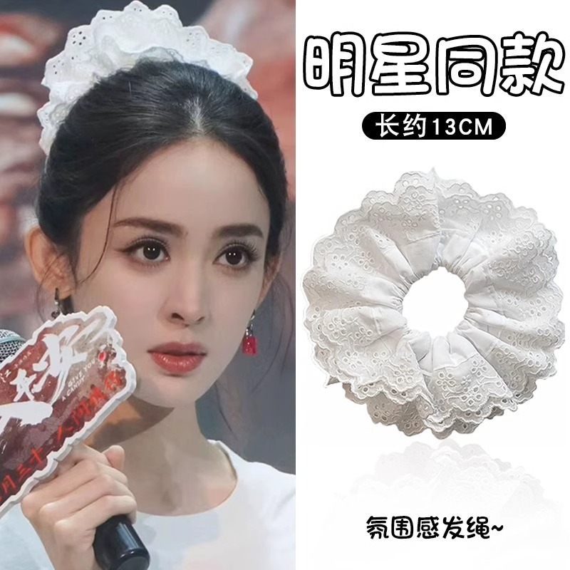 2024 New style of elegant lace large hair band, women's red hair tie, hair flower, large intestine hair accessory, headwear and accessories Application Scenario