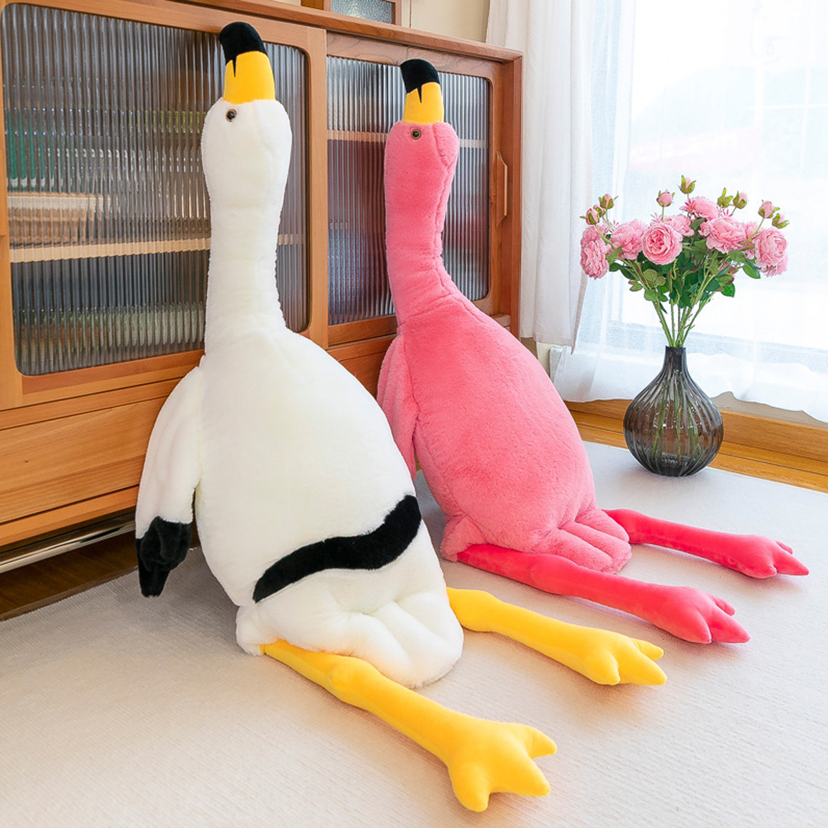 New cute flamingo plush toys, children's throw pillows, big goose figurines, sleeping companions, birthday gifts, female doll figurines, throw pillows