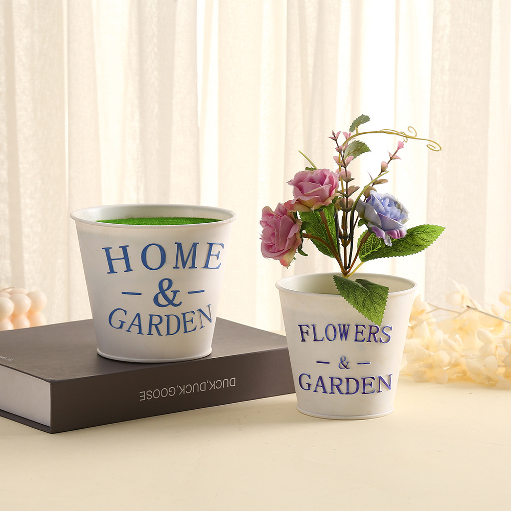 American-style garden imitation iron bucket, round succulent green plant iron pot, letter balcony garden plant pot decoration Specification image