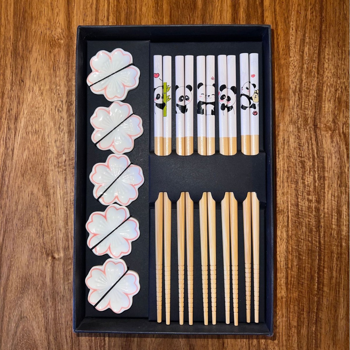 Five Blessings Panda Cherry Blossom Chopstick Holder New five-pair Gift box, tableware, daily necessities wholesale, gift-giving, practical household items