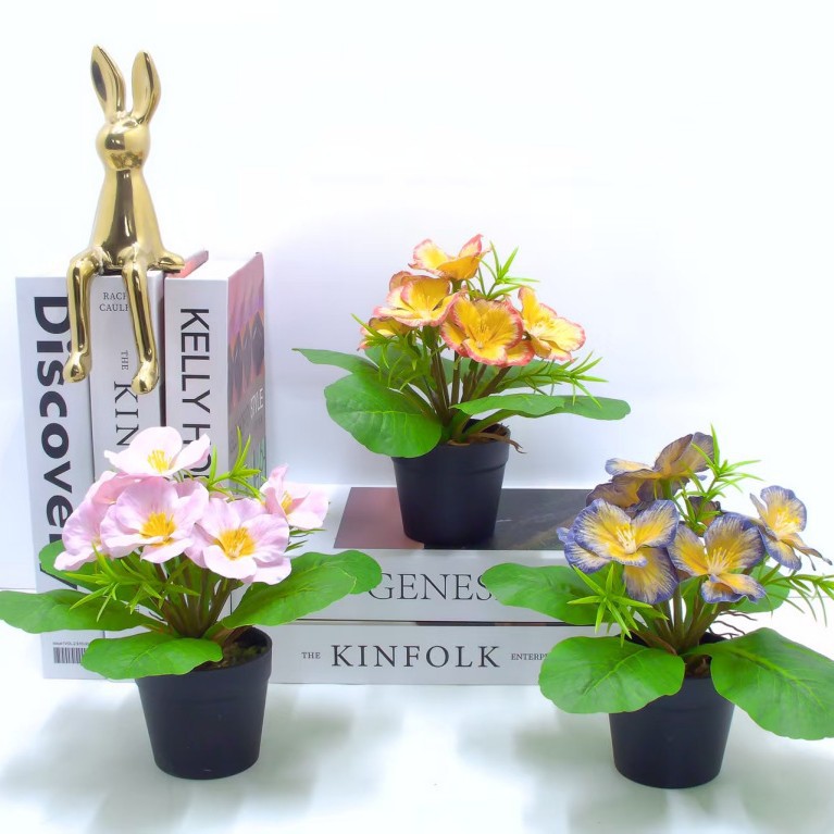 Simulated flower bouquets, ten-headed lilies, perfume lilies, little tiger lilies, living room decoration, artificial flowers, silk flowers, plastic flowers, pet garden potted plants Application Scenario