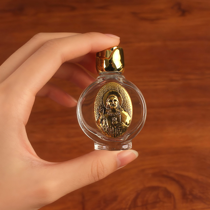 15ml golden embossed glass bottle, holy water bottle, rose, baptism items, religious handicrafts, ornaments and gifts Application Scenario