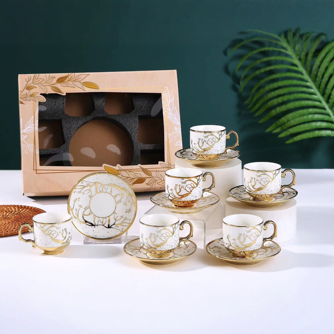 Estilo europeo galvanoplastia cerámica taza de café y plato set simple transfronteriza té de la tarde comercio exterior regalos tazas al por mayor