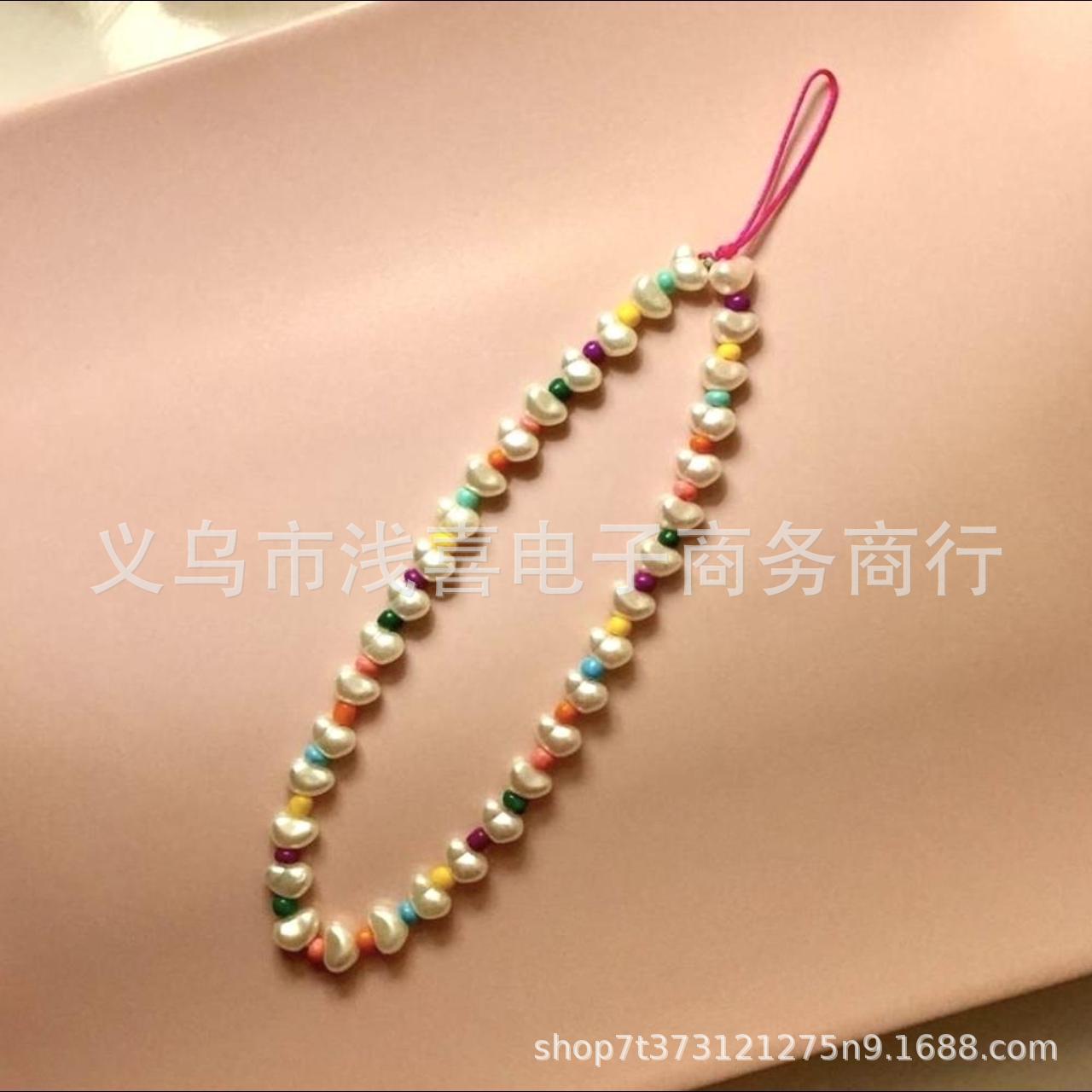ins新款珍珠元宝爱心形手机链可爱粉色系手工串珠挂饰手机挂绳女饰品配件散珠串珠 details Picture
