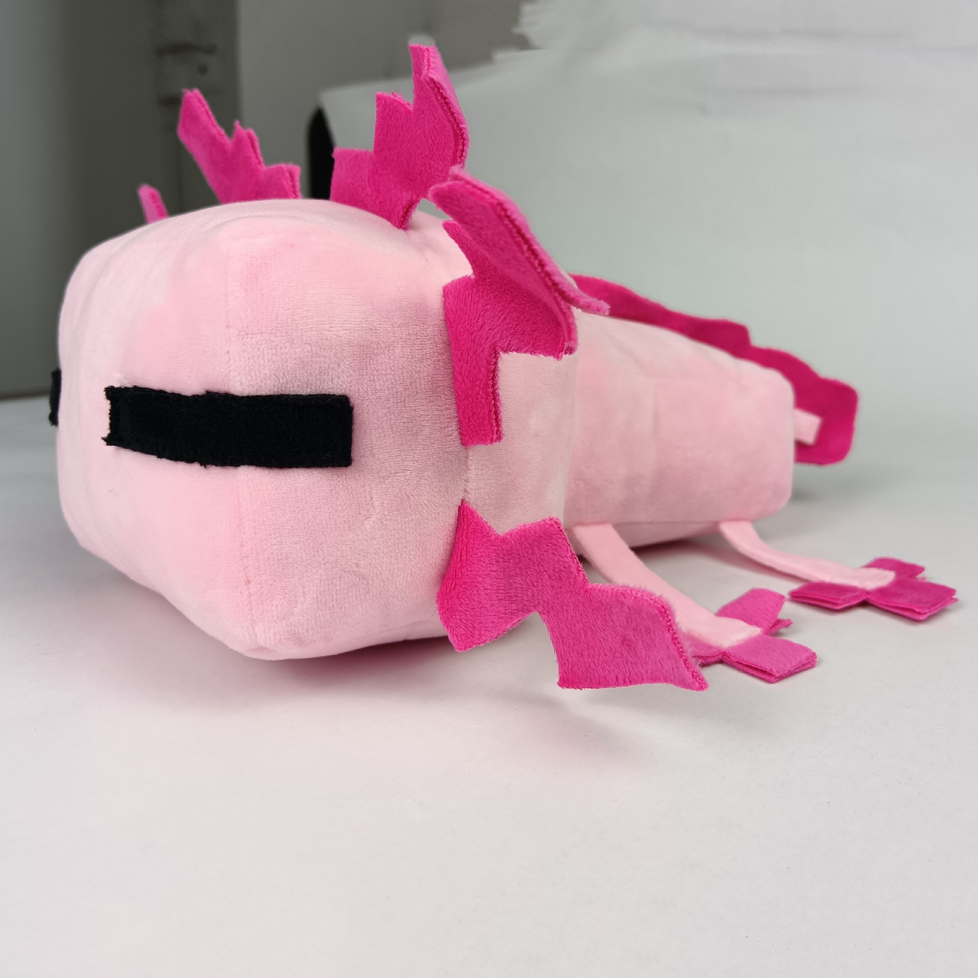 Cross-border best-selling plush salamander dolls, cartoon, anime, game plush toys, cute dolls, Axolotl plush doll gifts