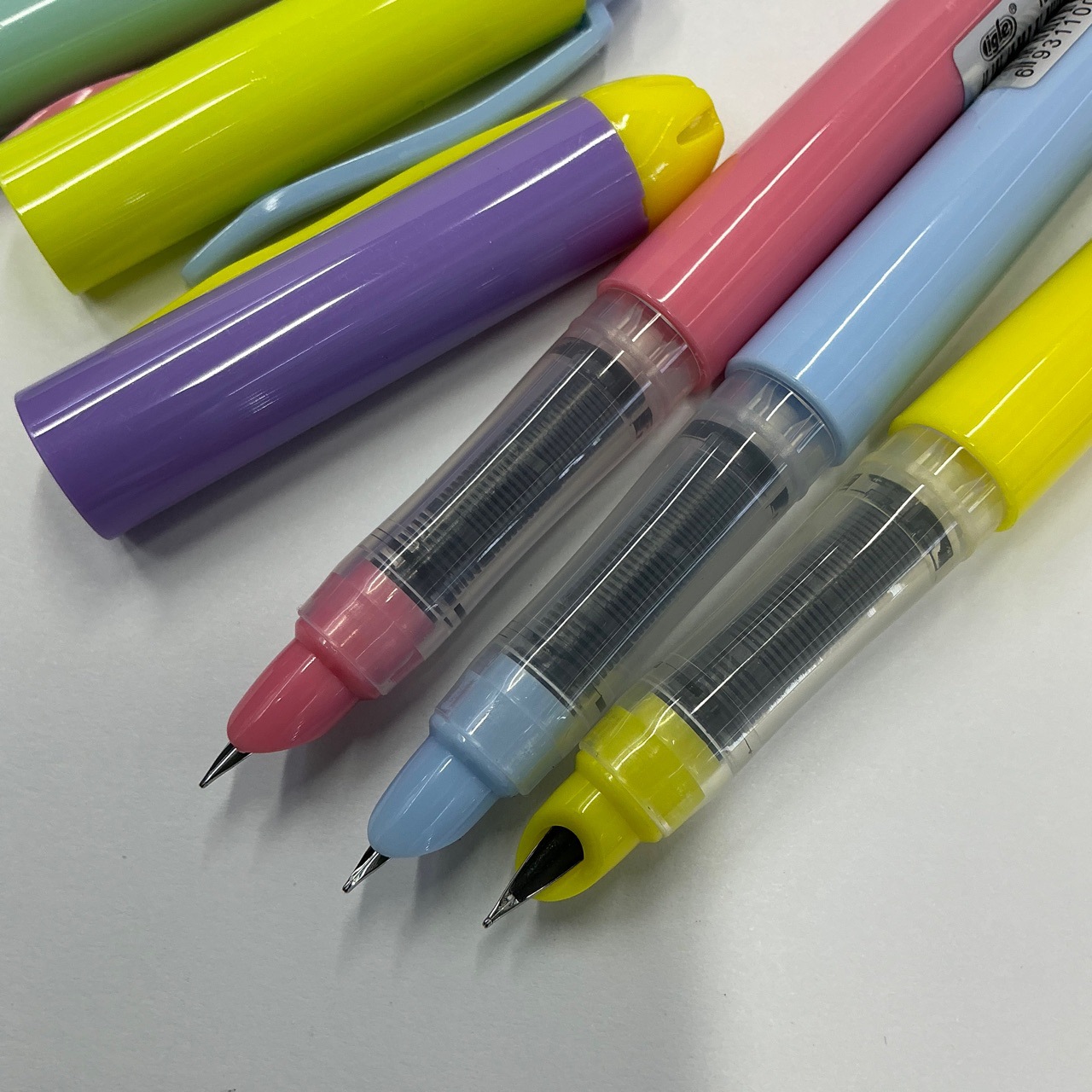 igle 1050创意文具正姿练字钢笔可替换墨囊短款迷你办公文化书写工具中性笔