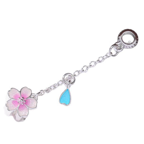 Hot-selling sweet silver plum blossom, peach blossom, heart-shaped cherry blossom long chain pendant, personalized and versatile accessory in stock for wholesale Item Picture