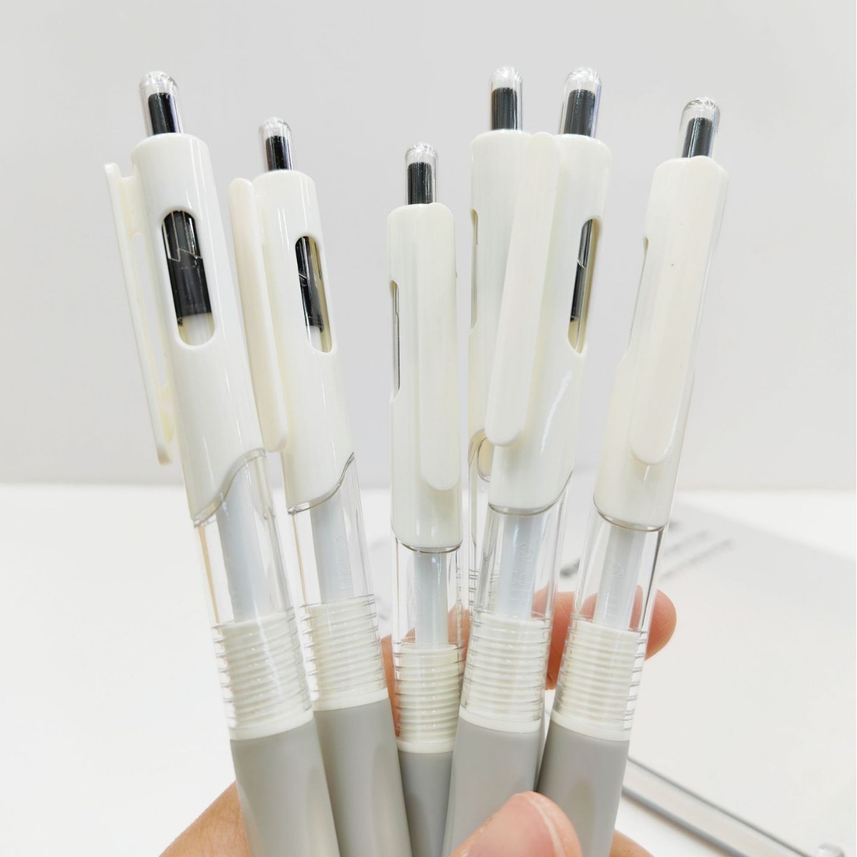 Chenxi Nongxin gel Pen, high appearance level press signature pen, black writing pen, creative stationery, office drawing supplies wholesale details Picture