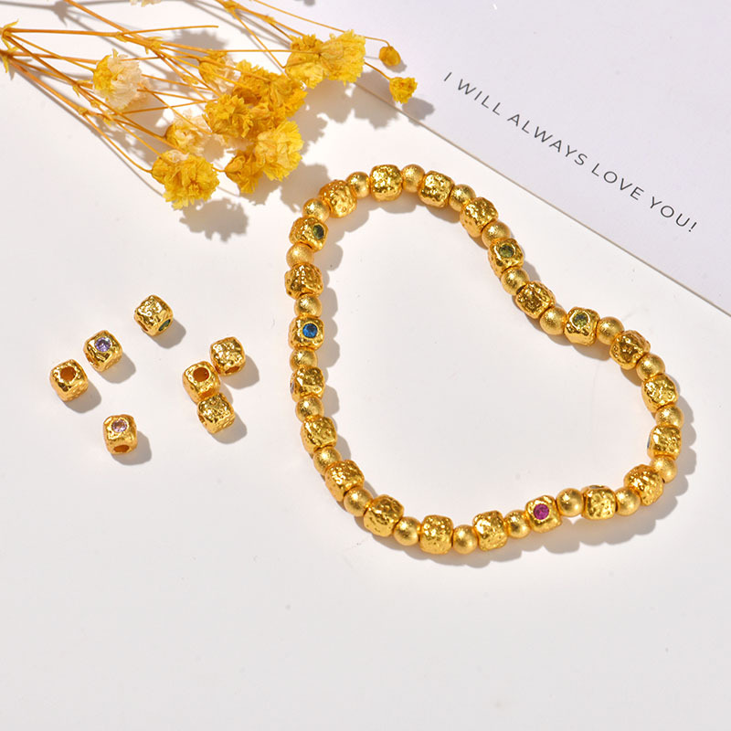 Fashionable style imitation gold color retention retro cloud pattern square four-leaf clover beaded bracelet, DIY accessory wholesale details Picture