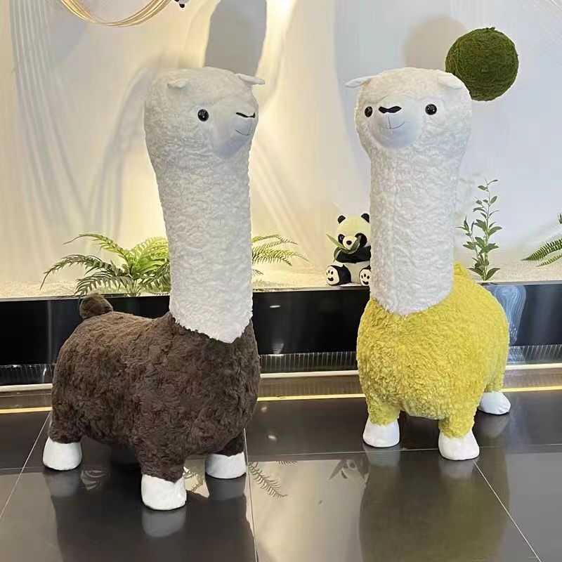 Factory wholesale cartoon alpaca stools, living room and balcony shoe-changing stools, children's leisure figurine seats, alpaca mounts Application Scenario