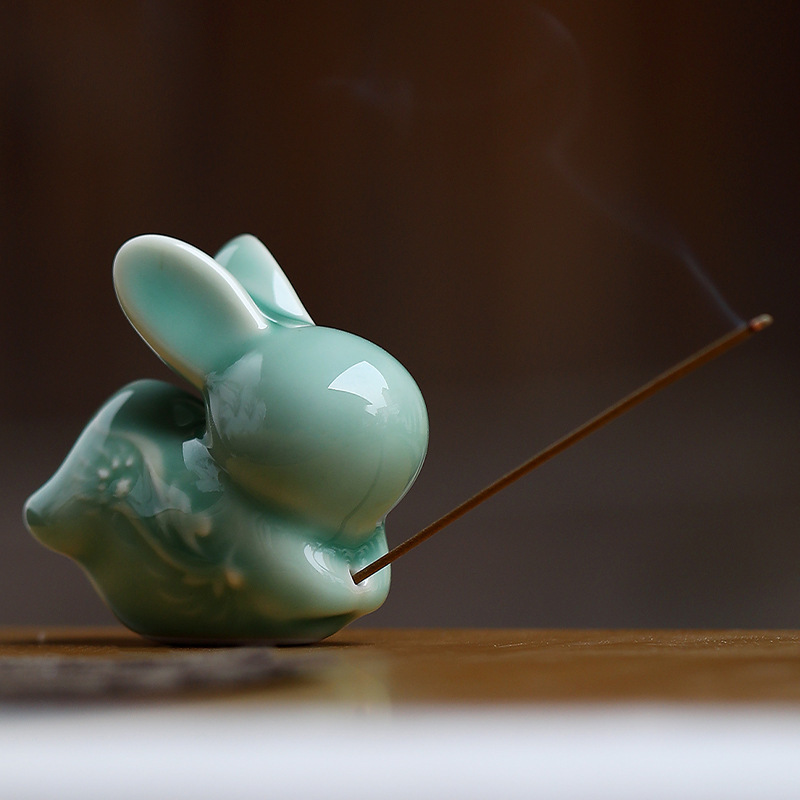 Flying Rabbit Line Incense, agarwood, sandalwood, ceramic incense trays, tea pet ornaments, Longquan details Picture