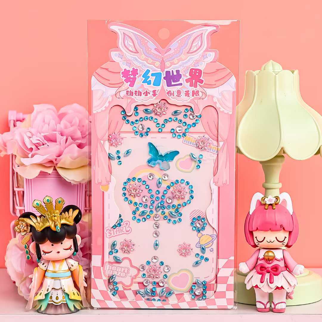 Resin water diamond stickers, children's flower-shaped mobile phone diamond stickers, home decoration decorative paintings, wall hangings, leather paintings, wholesale at two-price stores Application Scenario