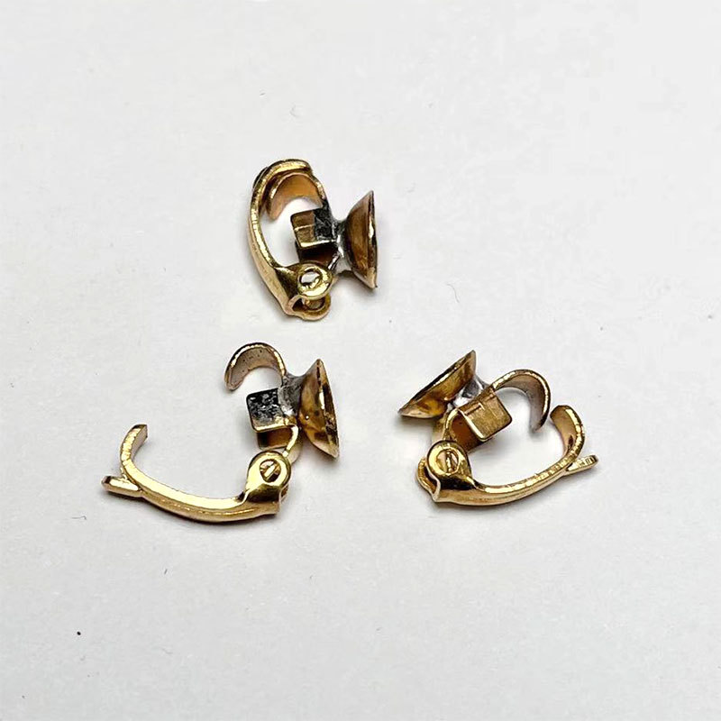 Non-fading DIY handcrafted jewelry accessories: necklace buckles, pendant buckles, ear clips, bead holders, bag buckles