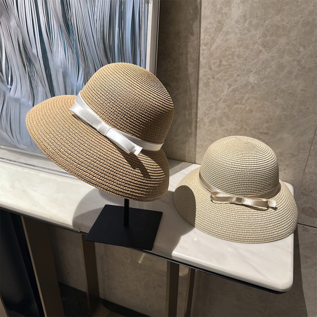 French Hepburn style bow straw woven fisherman's hat, summer vacation sun protection hat, women's face bright-up, small, light and versatile style Specification image