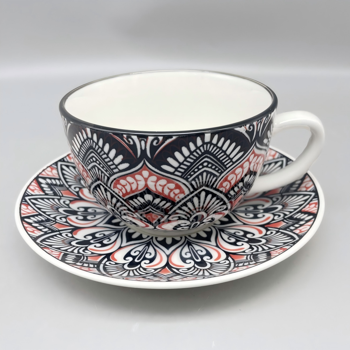 New Chinese-style blue and white gilded retro ceramic coffee cups and plates, specially designed for afternoon tea in hotels and restaurants Application Scenario