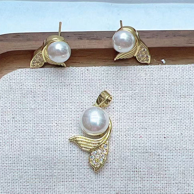 Copper gold-plated pearl pendant stud DIY jewelry accessory, niche design, high-end and simple fishtail pearl earrings Specification image