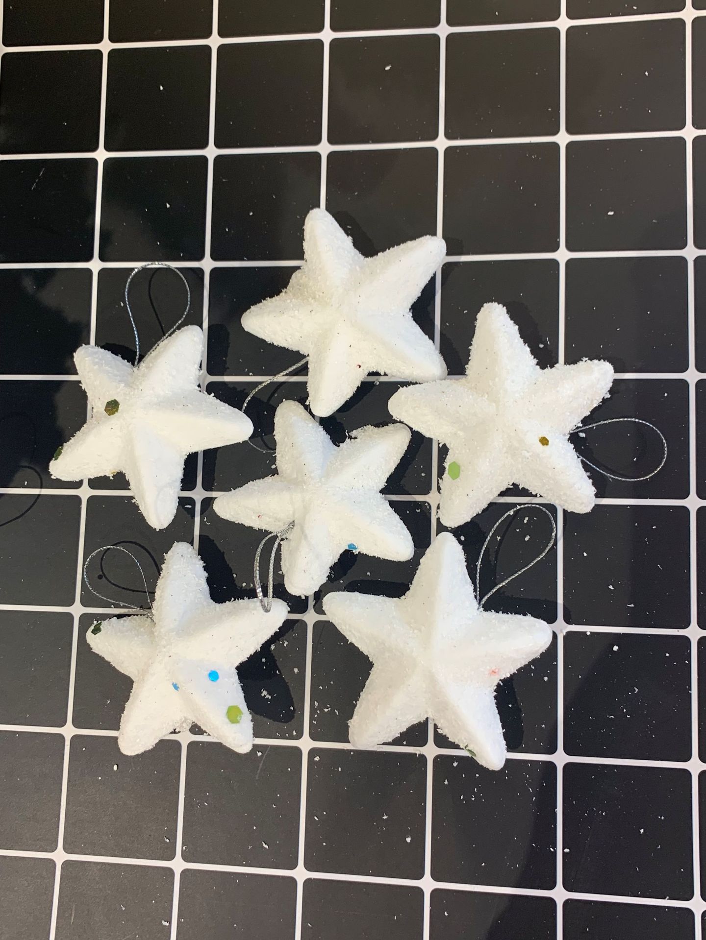 Christmas foam, five-pointed star, snowflake, colorful foam, snowball, snowflake, bell pendant, decorative item, handicraft, creative gift, wind chime Application Scenario