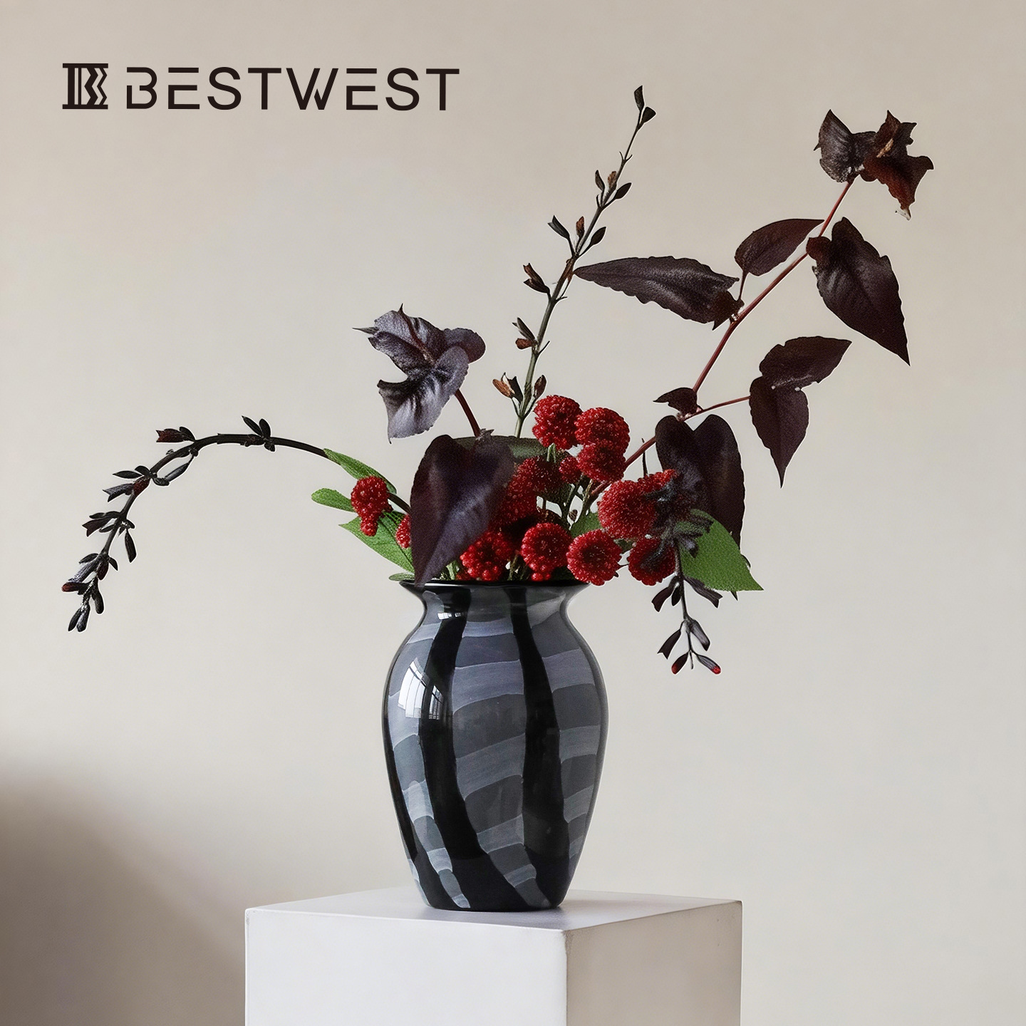 Striped high-end glass vase, ancient-style living room decoration, entrance dining table, simple artistic flower arrangement vessel Specification image