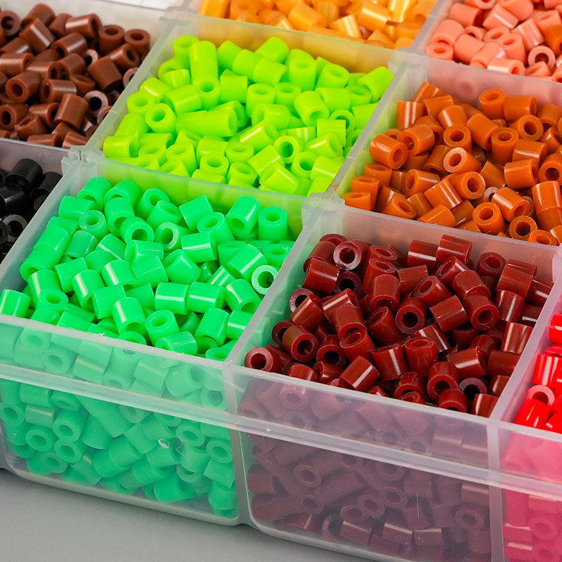 Wholesale of DIY jigsaw puzzle materials for the full color series of fusion beans, 1000 pieces in a 2.6mm bag Application Scenario