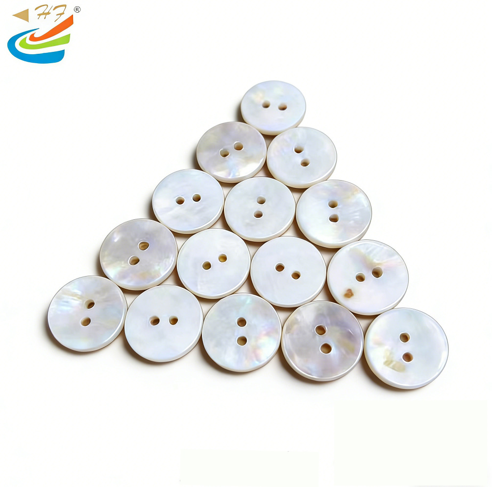 Fresh water mussel buttons, natural shell buttons, two-eye real shell buttons, sweater buttons Item Picture